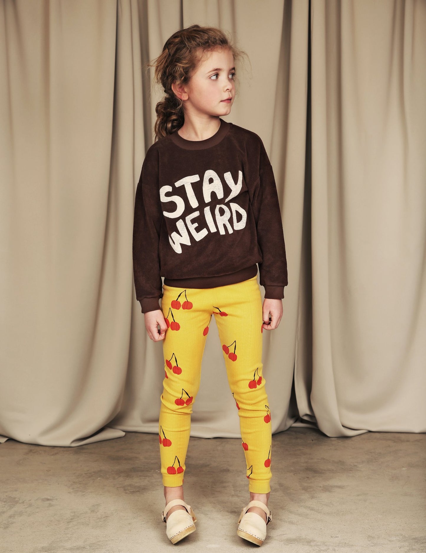 Stay Weird Sp Terry Sweatshirt Brown